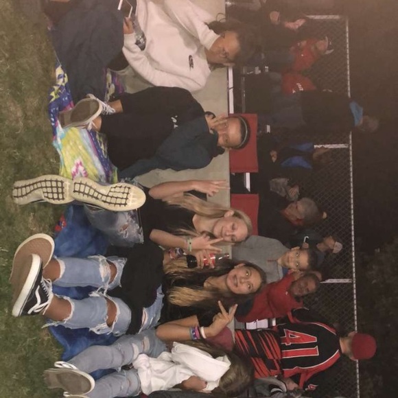 Meet your Posher, Madison - Picture 1 of 1